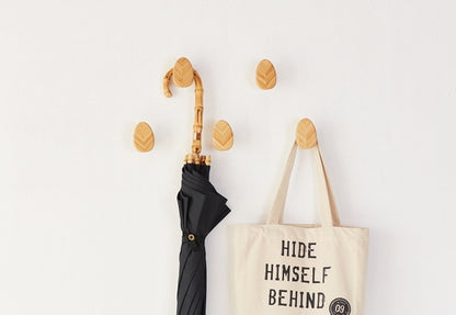 Design Clothes Hooks in Leaf Shape, 3 pieces Set, Color: bamboo