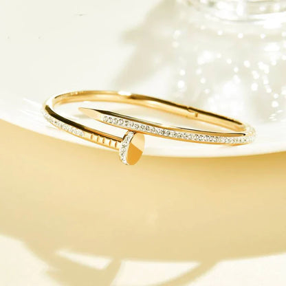 Nail Diamond Bracelet